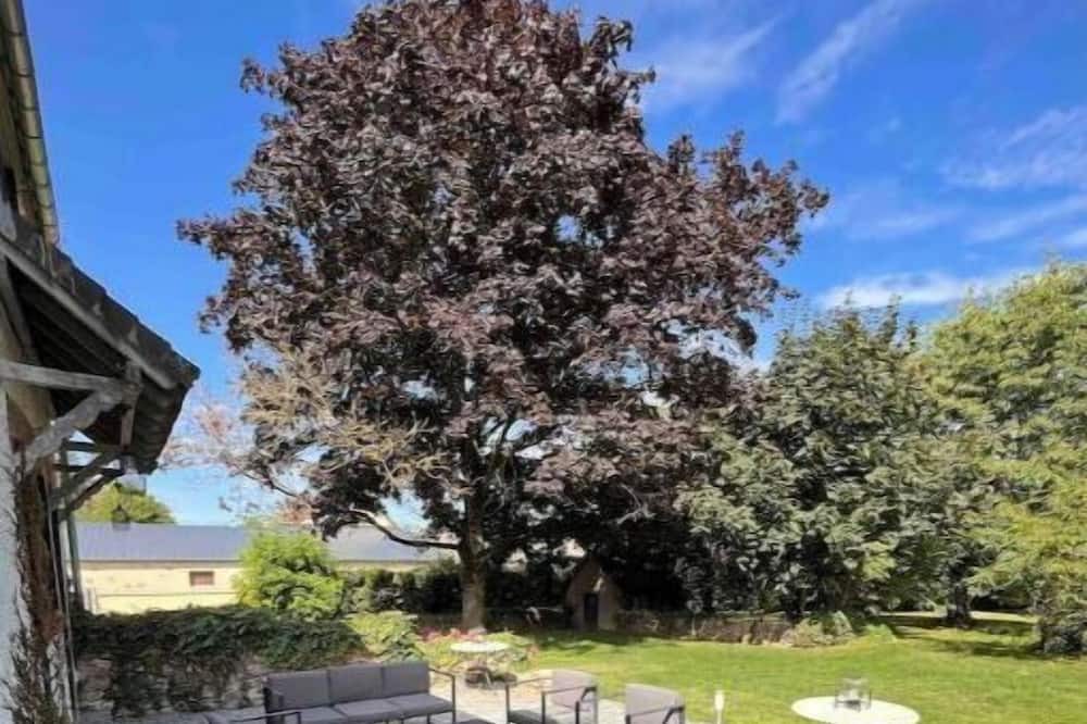 Photo of Patio Balcony in Les Essarts-les-Sezanne