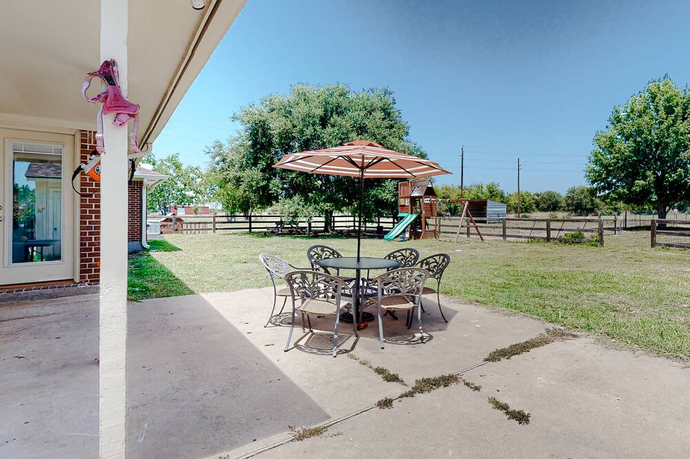Photo of Others in Rosenberg