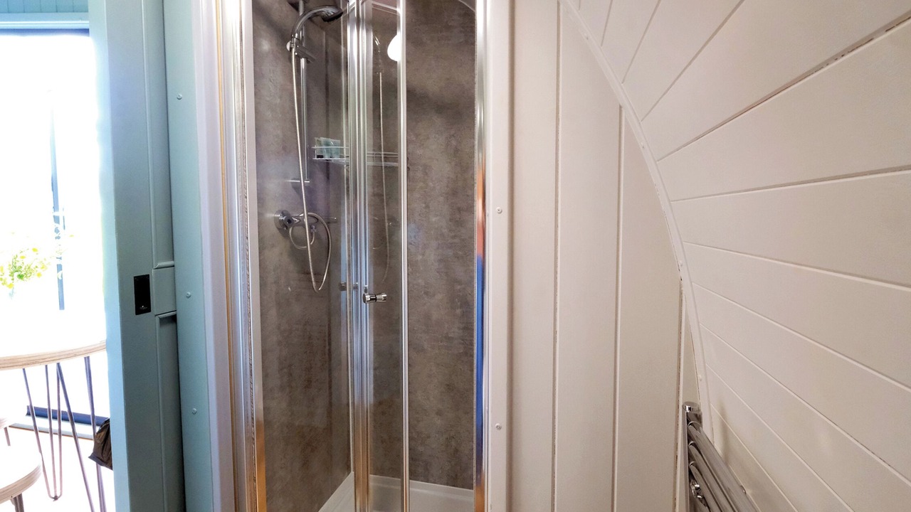 Photo of Others in Skewen