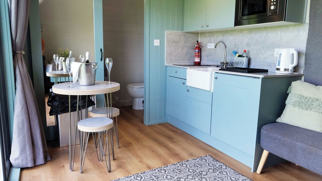 Photo of Kitchen in Skewen