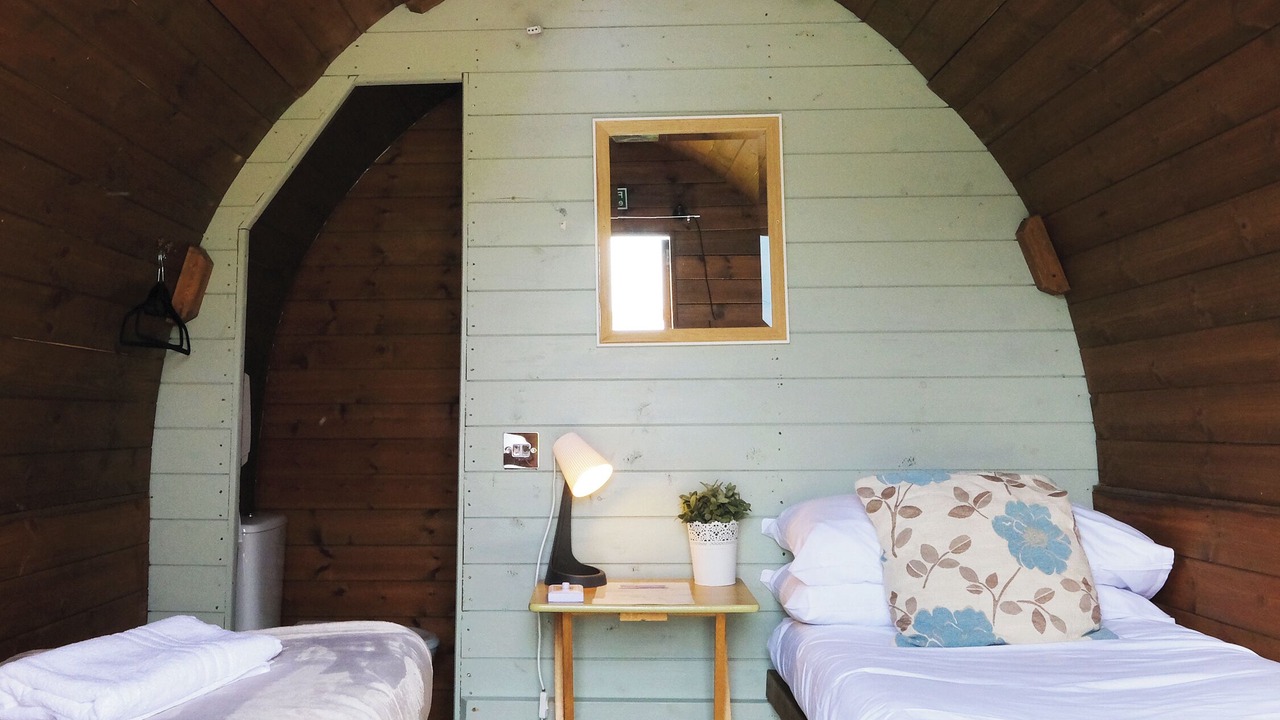 Photo of Others in Skewen