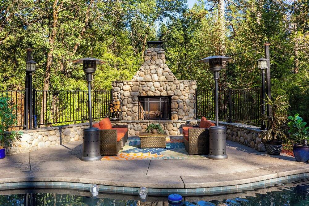 Photo of Outdoor in Foresthill