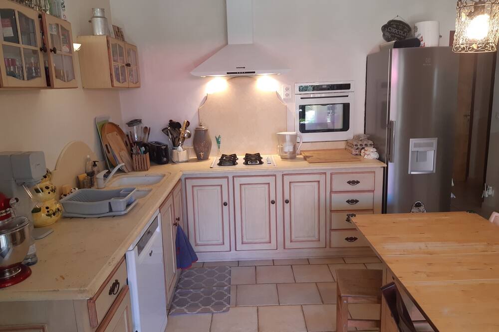 Photo of Kitchen in Venejan