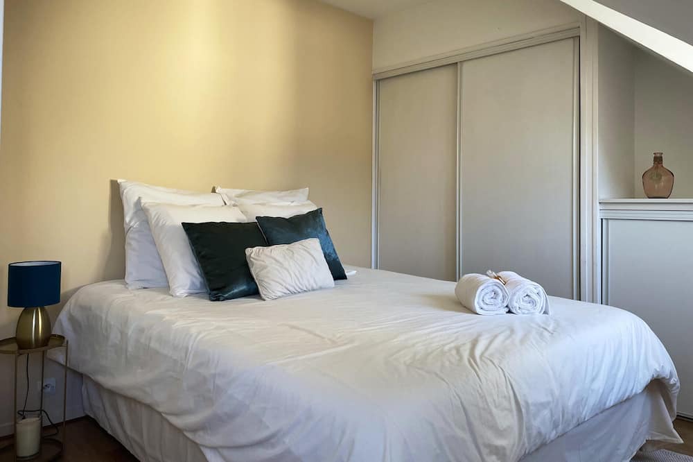 Photo of Others in Nemours