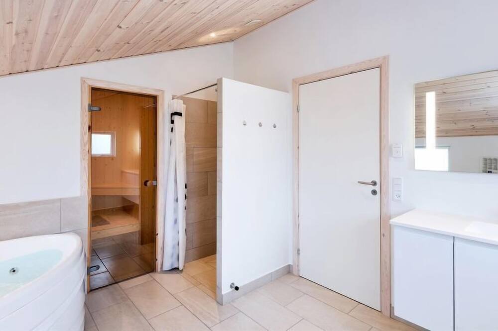 Photo of Bathroom in Skallerup Klit