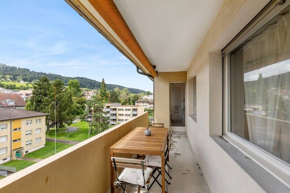Photo of Patio Balcony in Uster District