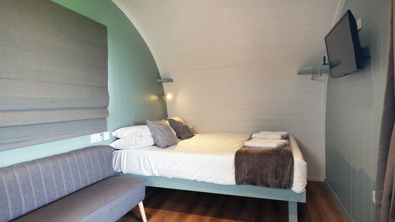 Photo of Others in Skewen