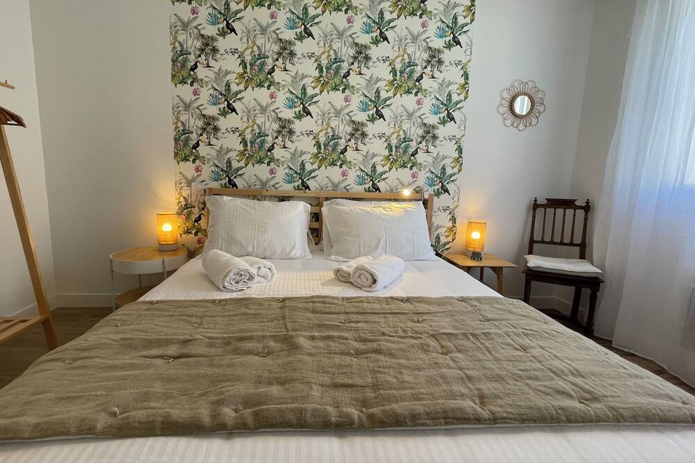 Photo of Bedroom in Entraigues-sur-la-Sorgue