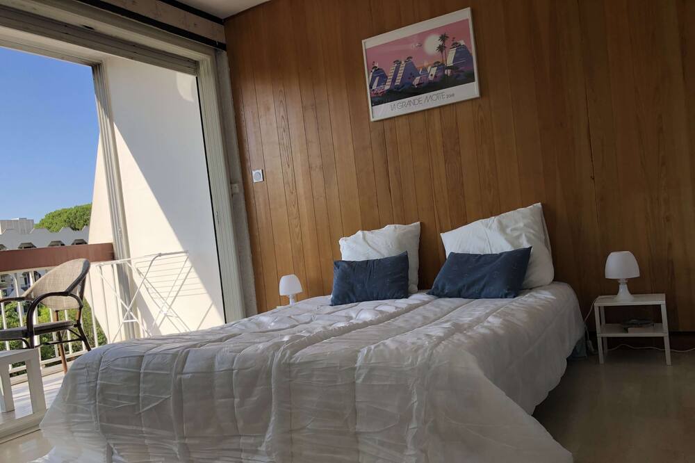 Photo of Bedroom in La Grande-Motte
