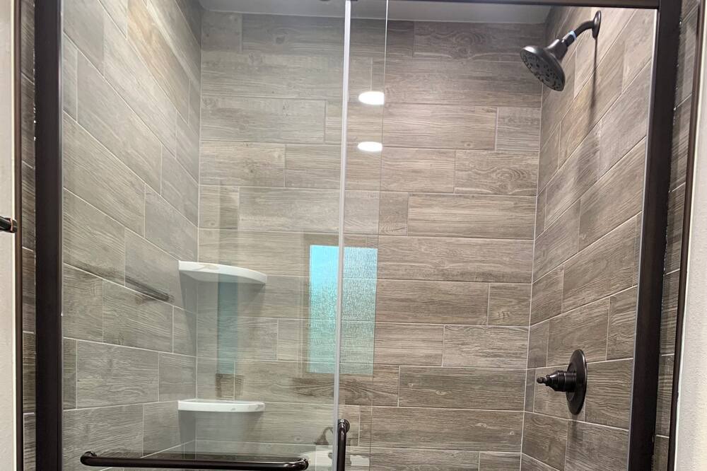 Photo of Bathroom in Cookson