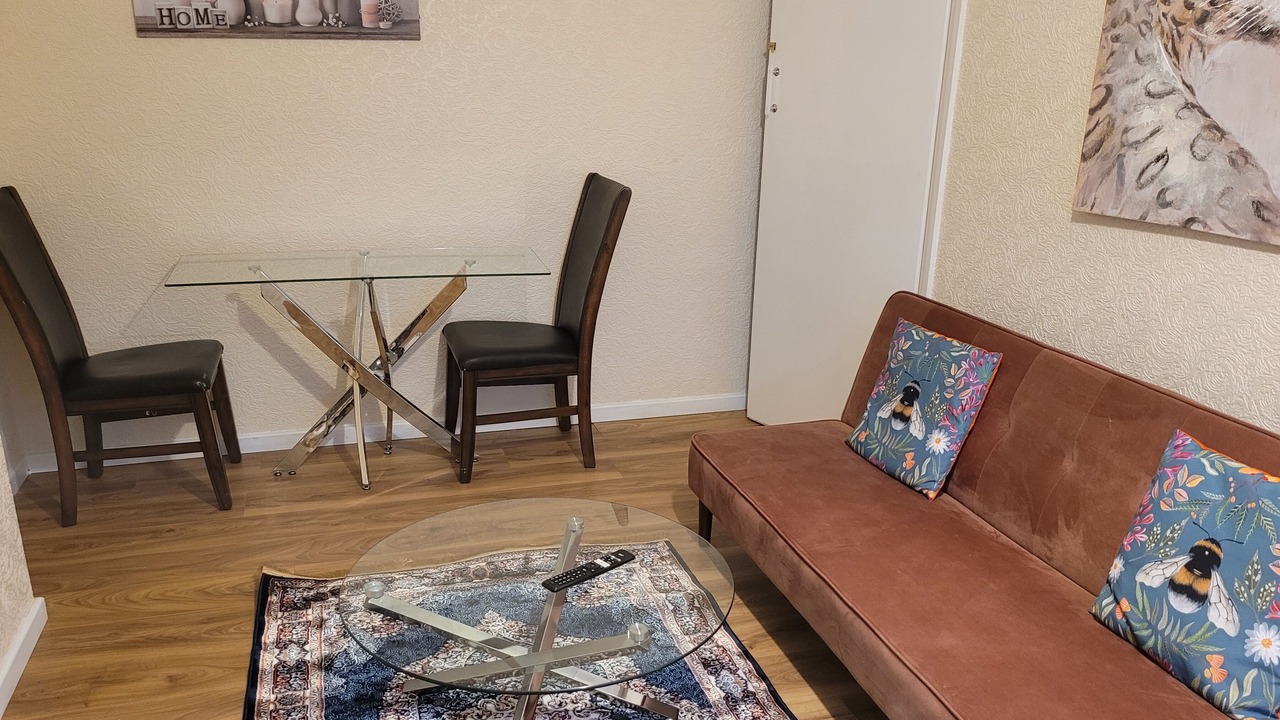 Photo of Livingroom in Reading