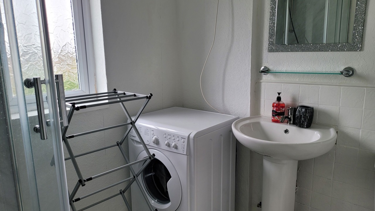 Photo of Bathroom in Reading