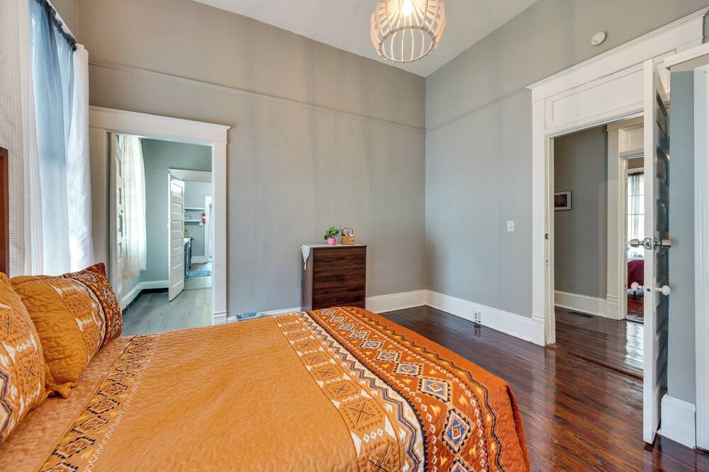 Photo of Bedroom in Macon