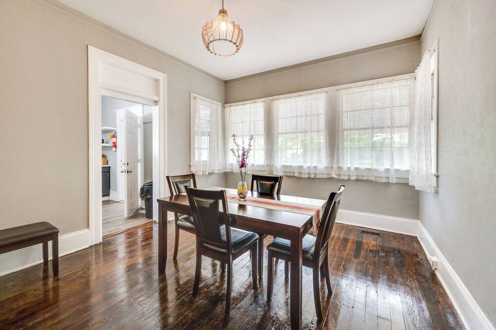 Photo of Livingroom in Macon