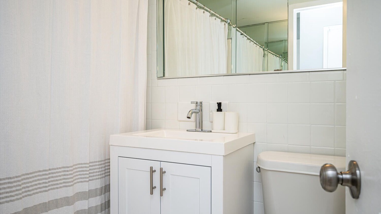 Photo of Bathroom in Downtown Atlanta