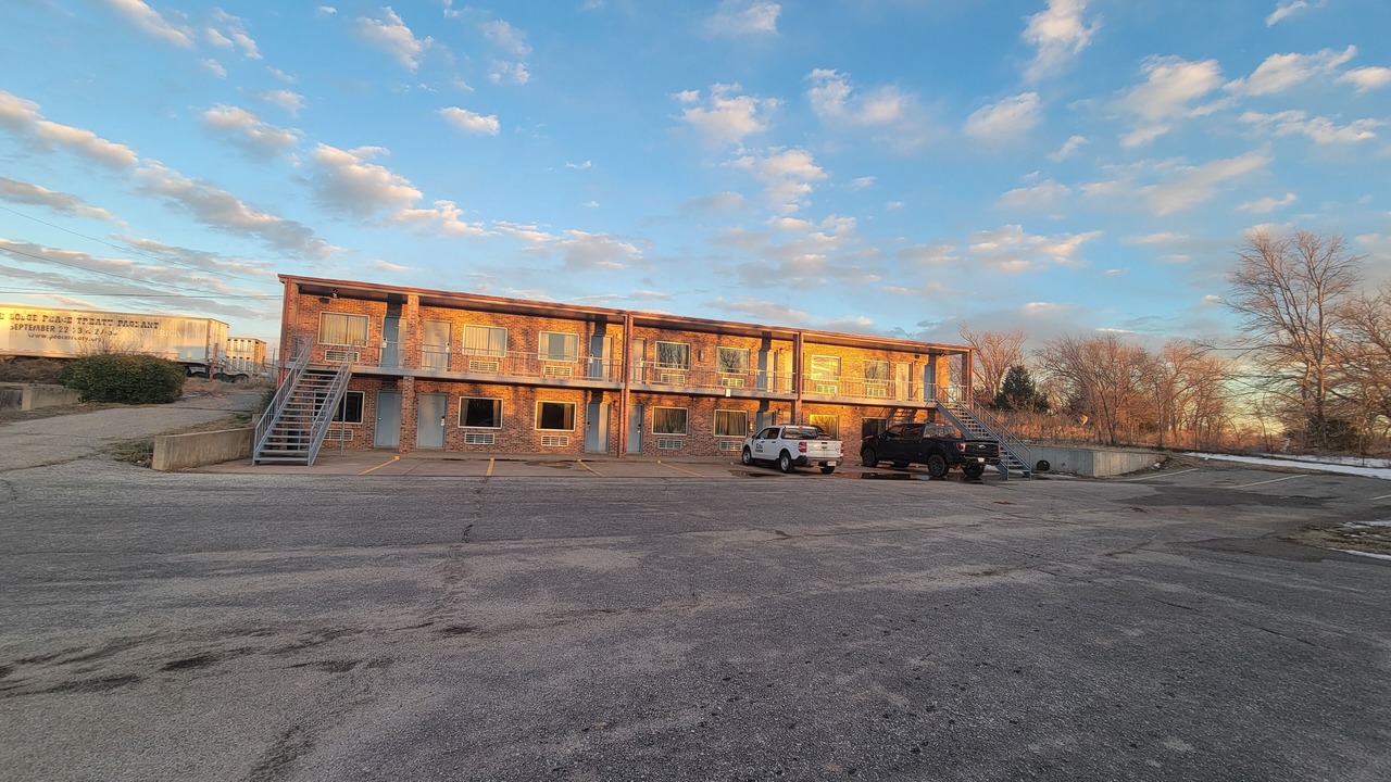 Photo of Others in Medicine Lodge