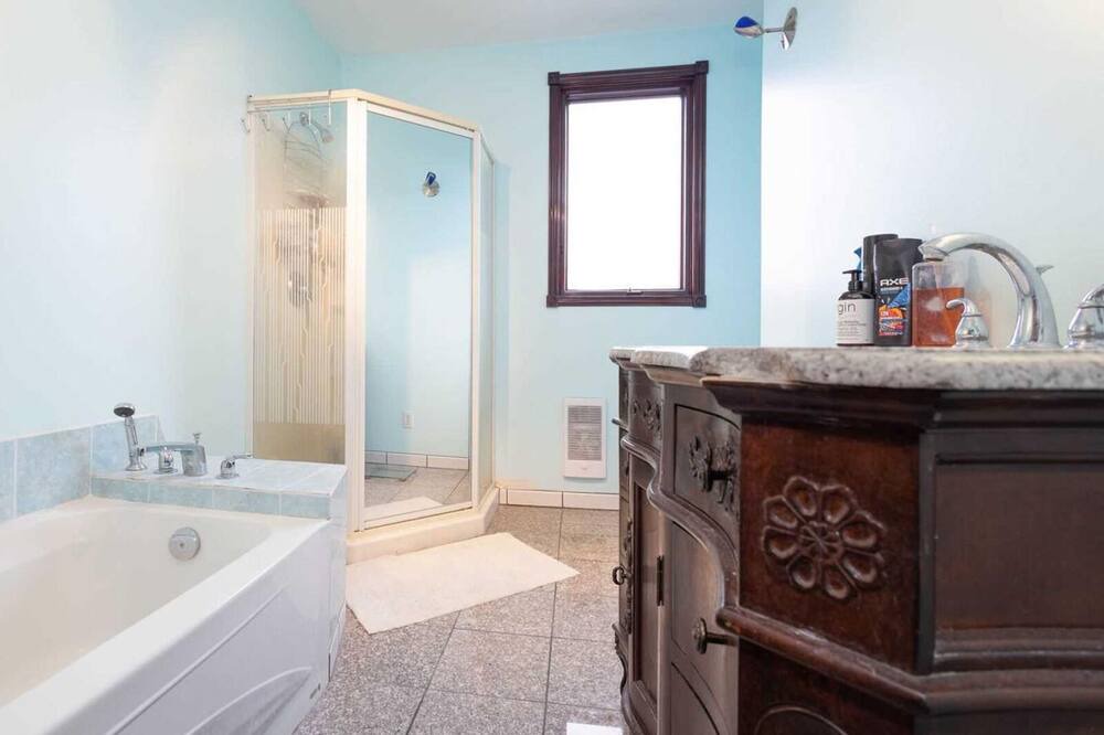 Photo of Bathroom in Winona