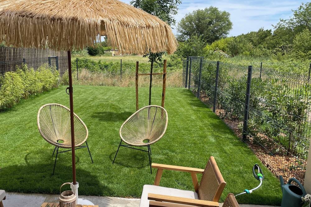 Photo of Outdoor in Entraigues-sur-la-Sorgue