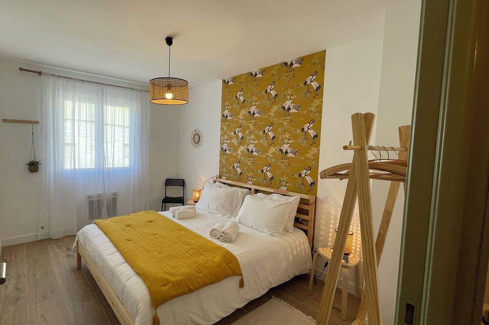 Photo of Bedroom in Entraigues-sur-la-Sorgue