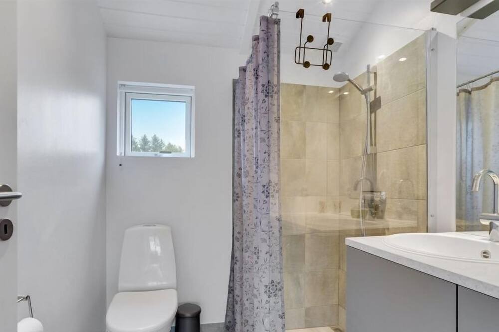 Photo of Bathroom in Skallerup Klit