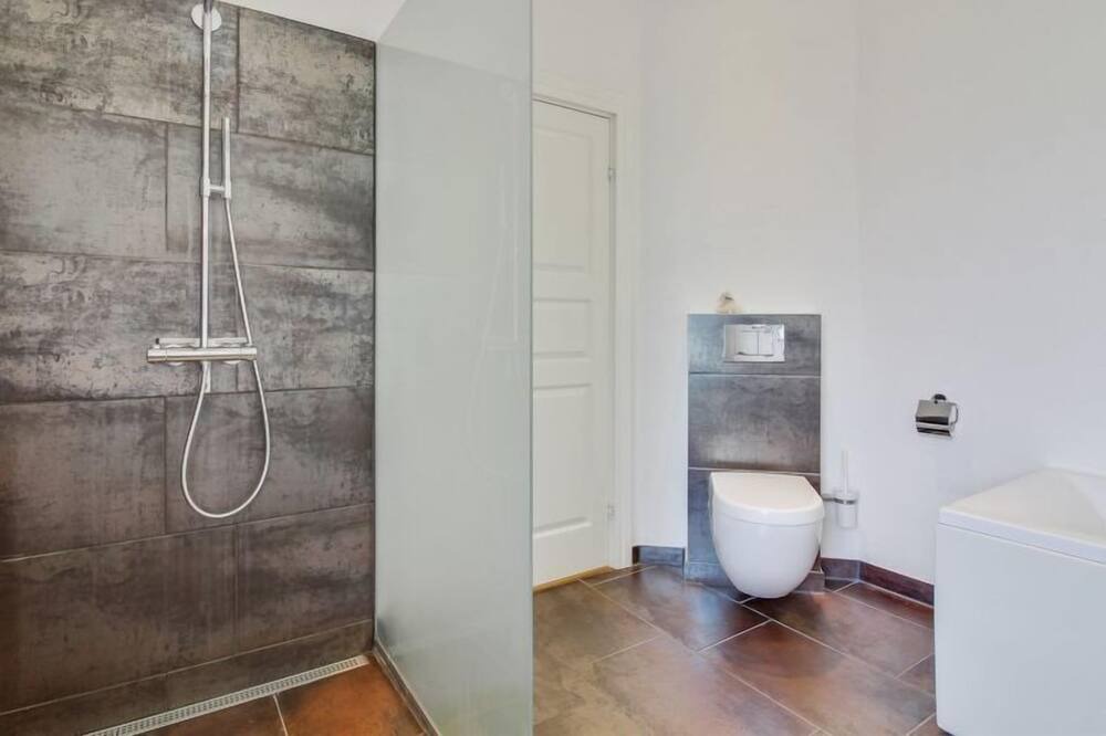 Photo of Bathroom in Tversted