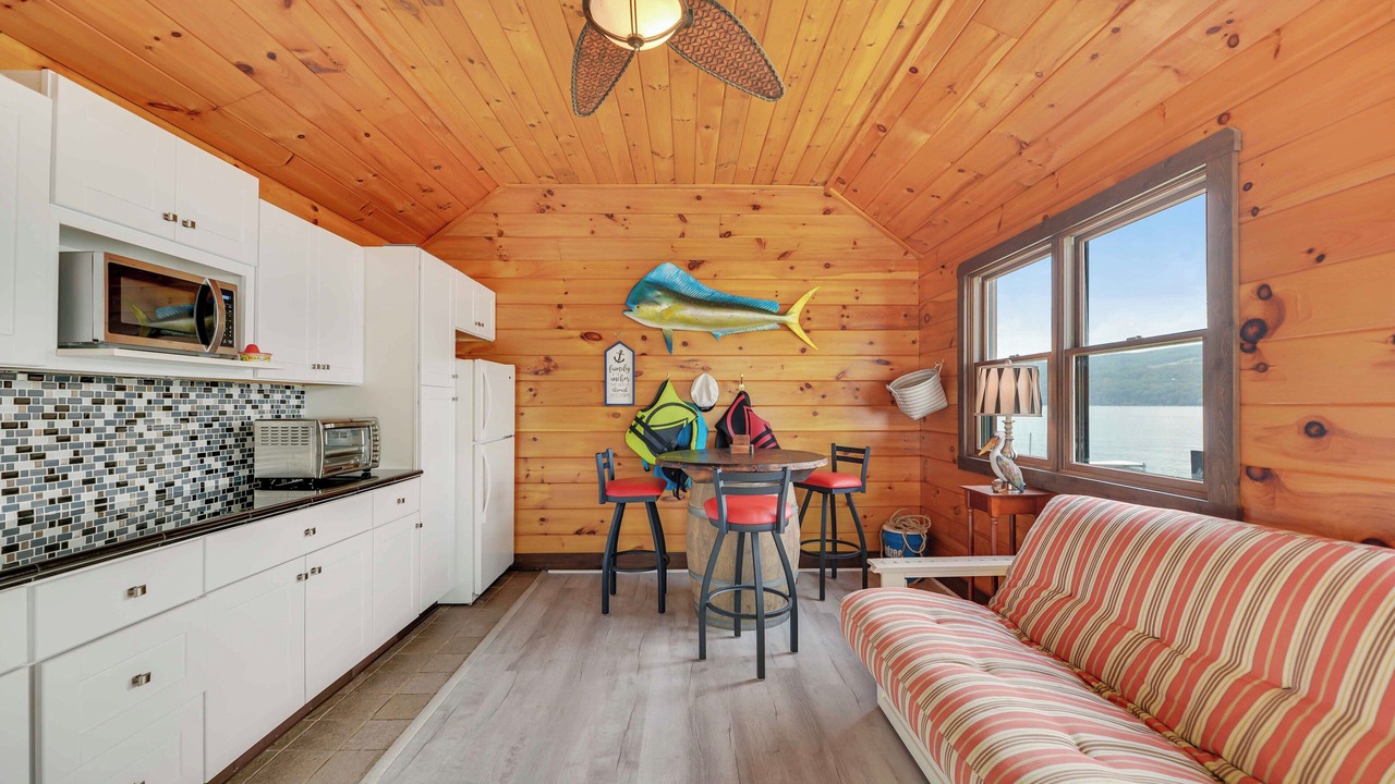 Photo of Livingroom in Holcomb
