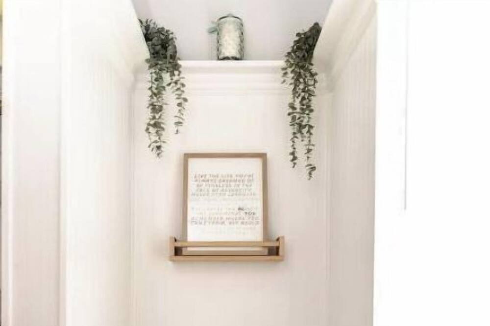 Photo of Bathroom in Glencoe