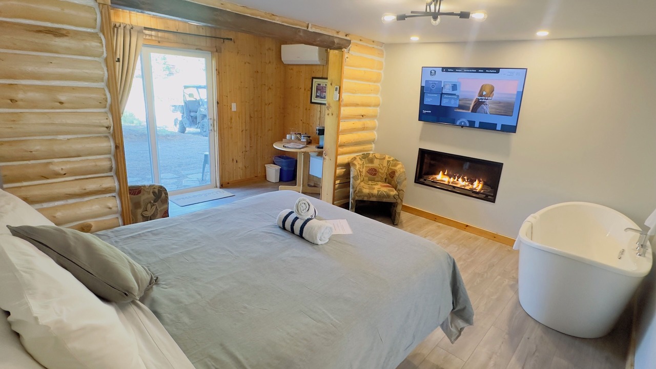 Photo of Bedroom in Sainte-Emelie