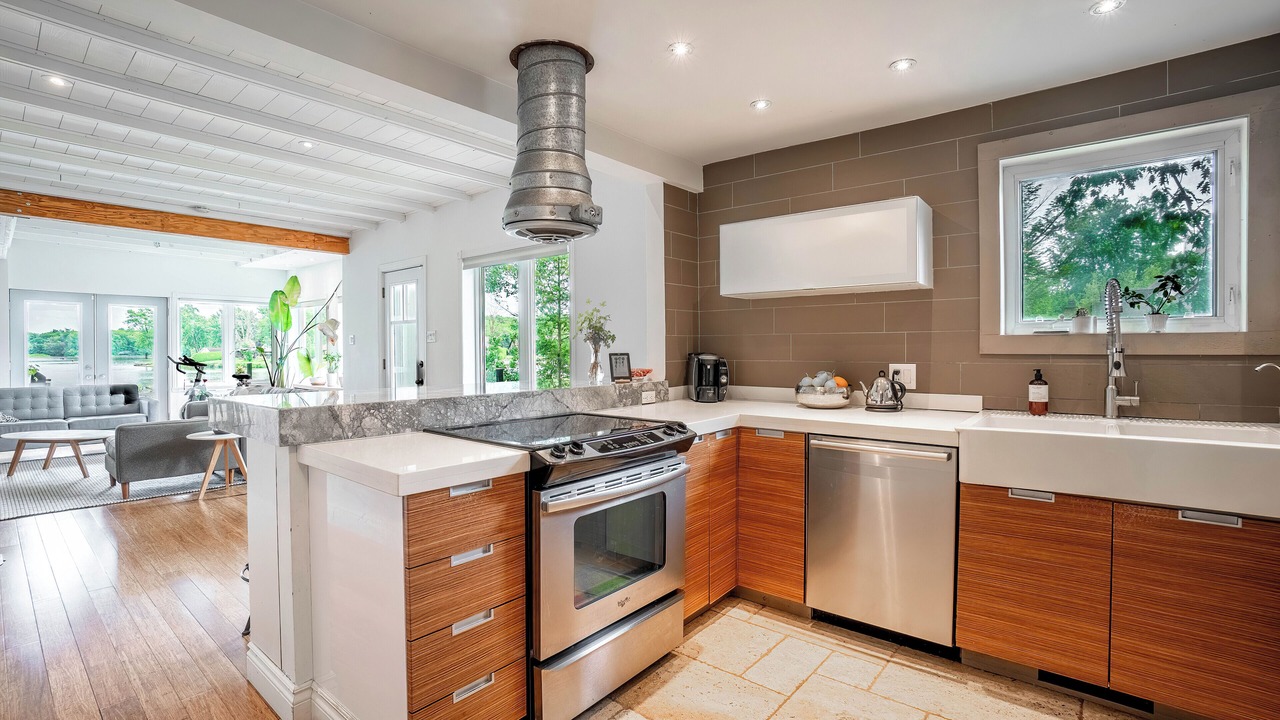 Photo of Kitchen in Boisbriand