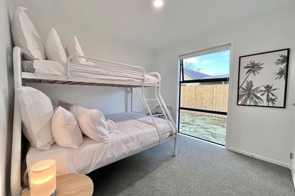 Photo of Others in Hamilton North