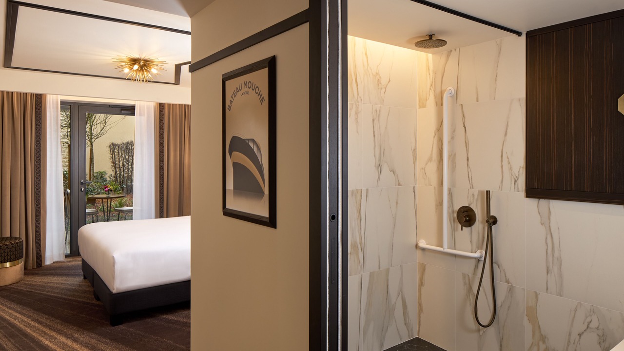 Photo of Bedroom in 17th Arrondissement