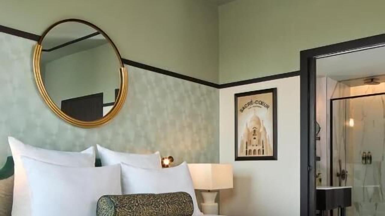 Photo of Bedroom in 17th Arrondissement