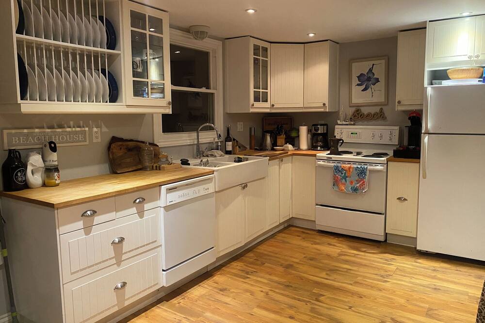 Photo of Kitchen in Dunnville