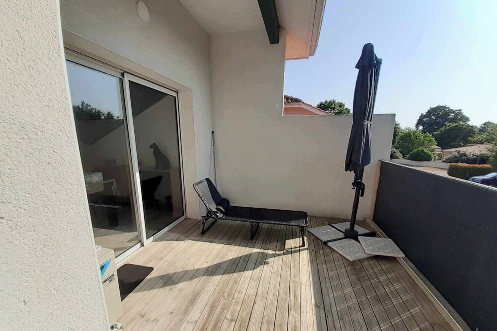 Photo of Outdoor in Bias