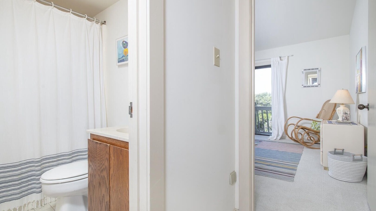 Photo of Bathroom in Pine Knoll Shores