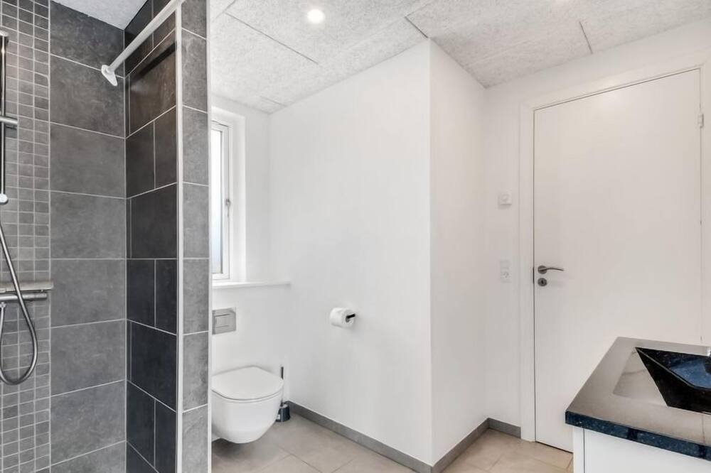 Photo of Bathroom in Skjern