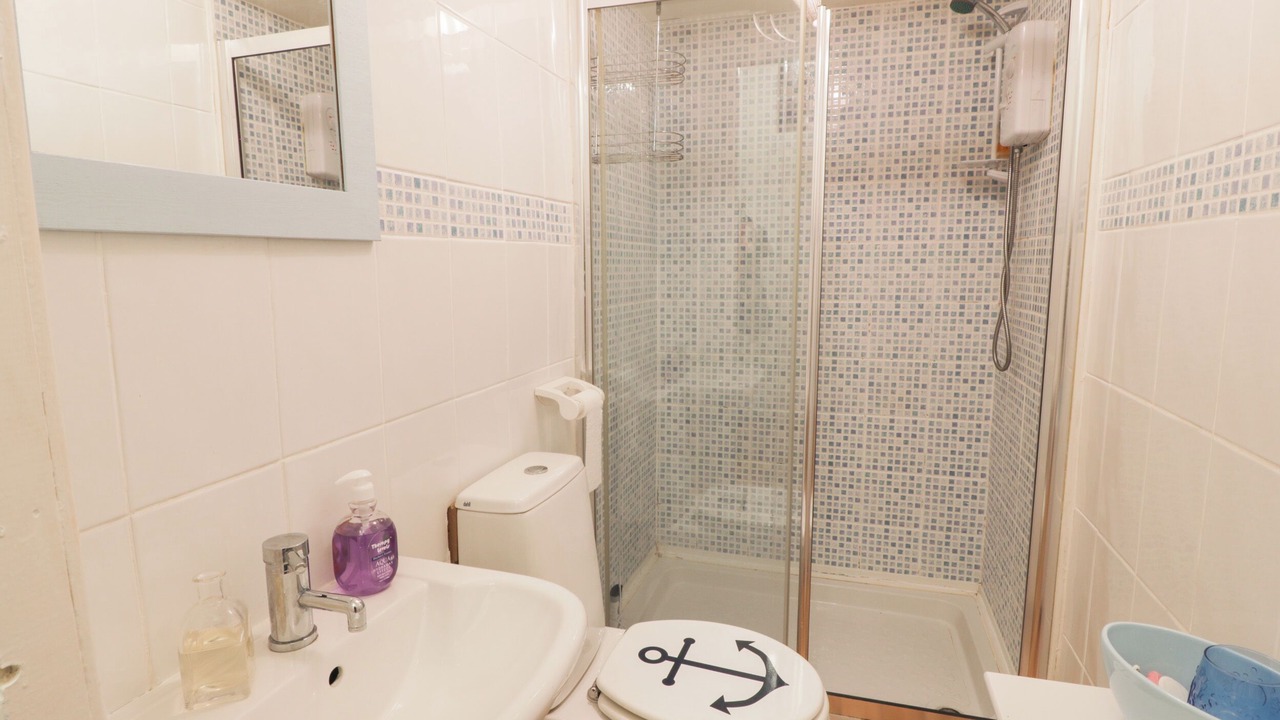 Photo of Others in Millport