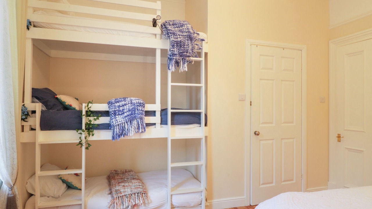 Photo of Others in Millport