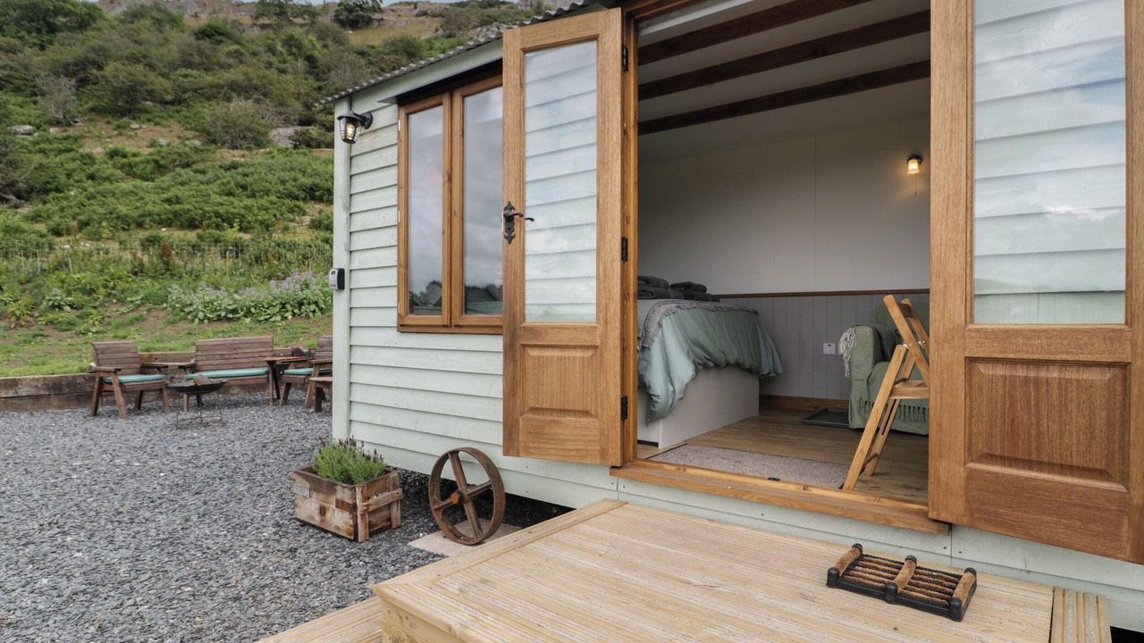 Photo of Patio Balcony in Acrefair
