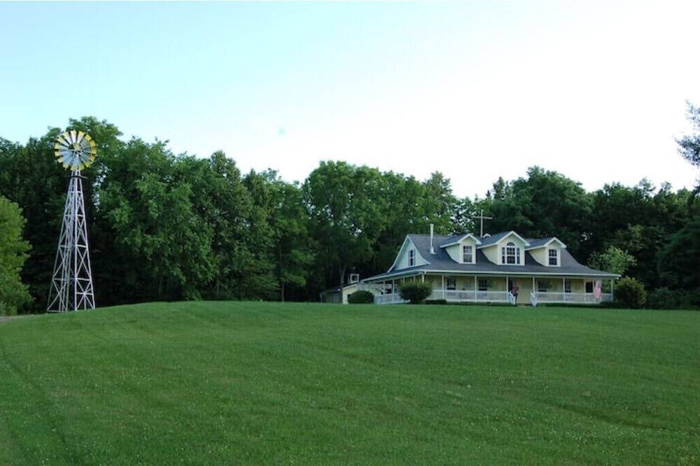 Photo of Outdoor in Goodrich