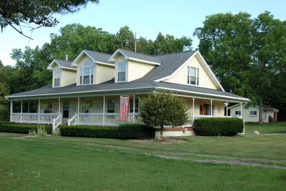 Photo of Outdoor in Goodrich
