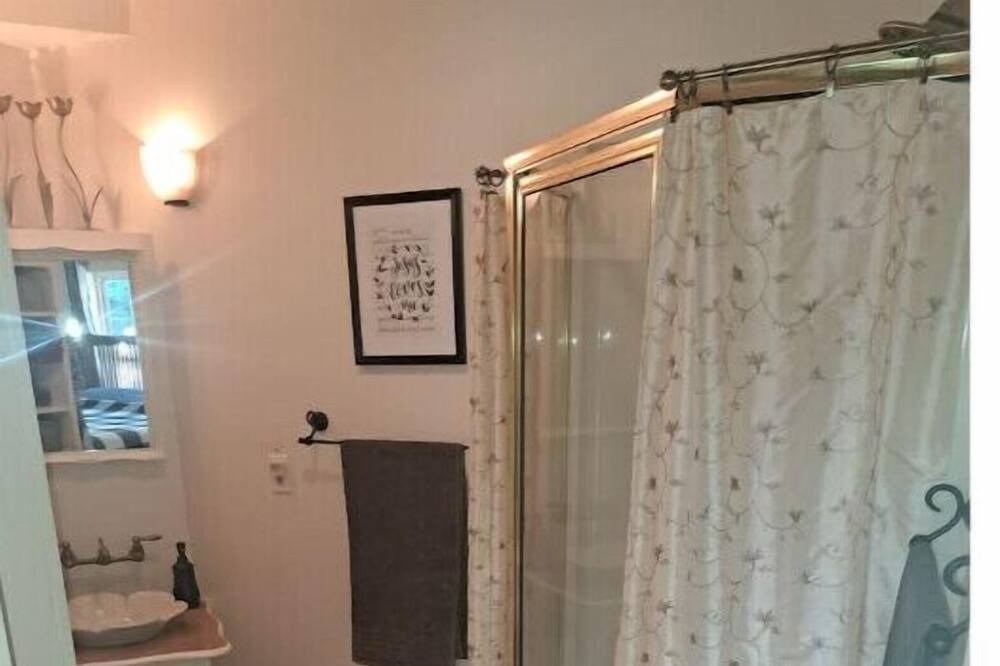 Photo of Bathroom in Goodrich