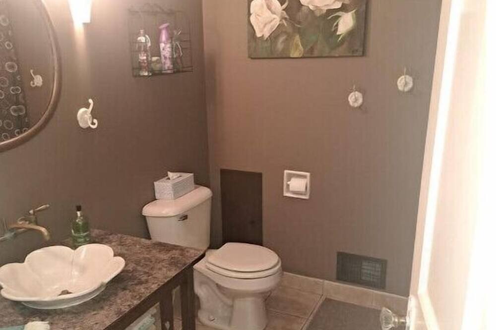 Photo of Bathroom in Goodrich