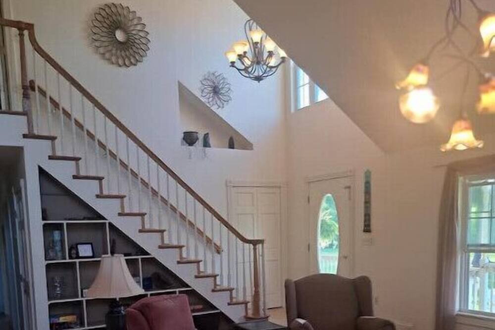 Photo of Livingroom in Goodrich
