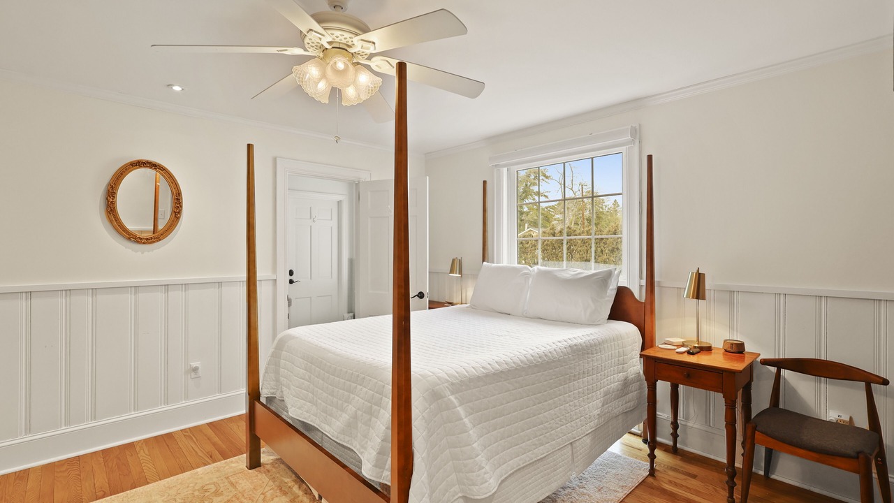 Photo of Bedroom in Emory
