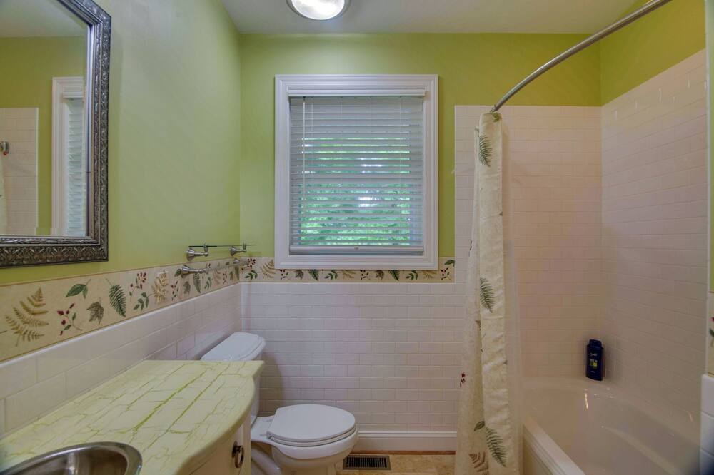 Photo of Bathroom in Sparta