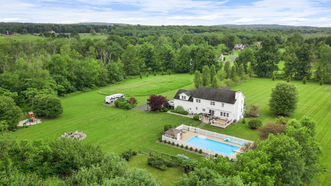 Photo of Outdoor in Thompson Ridge