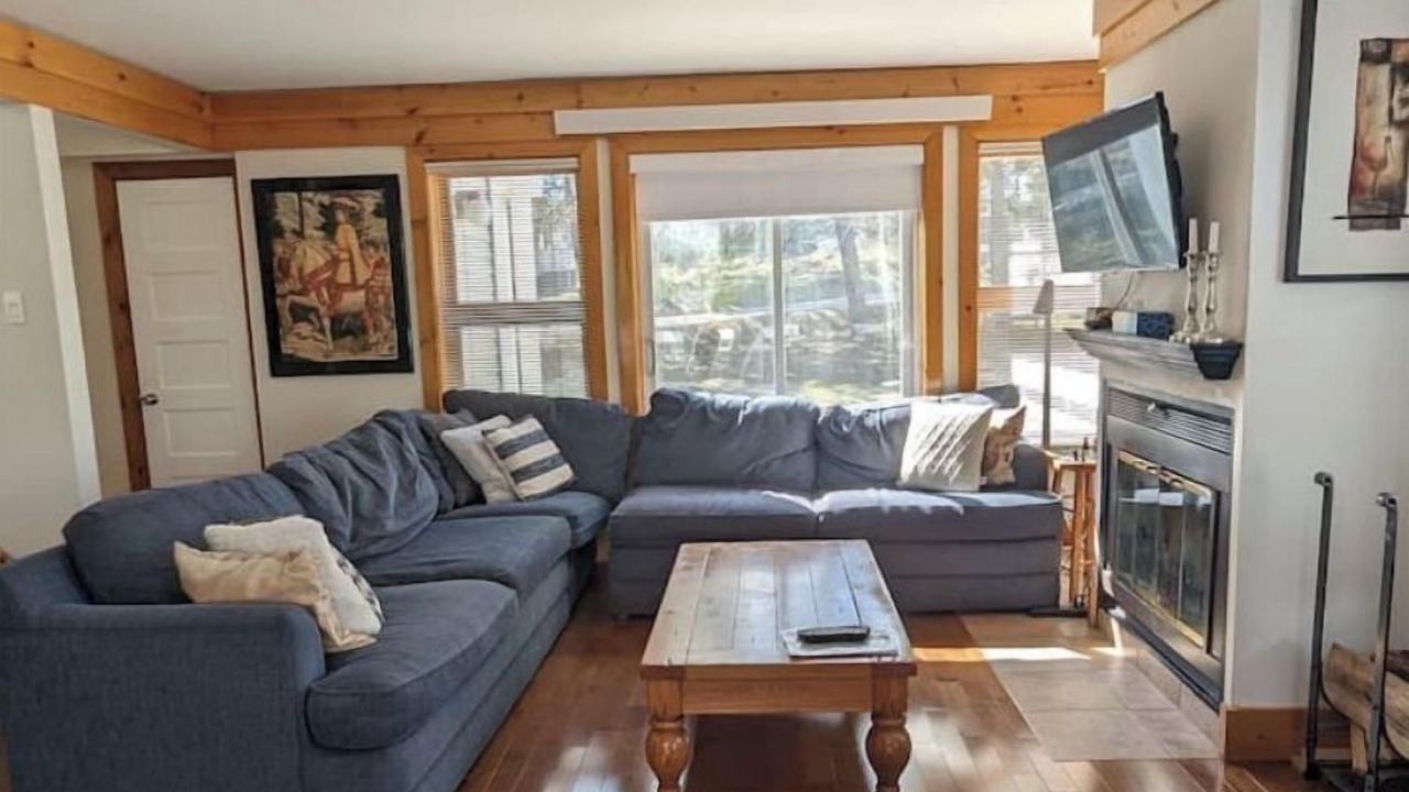 Photo of Livingroom in Orford