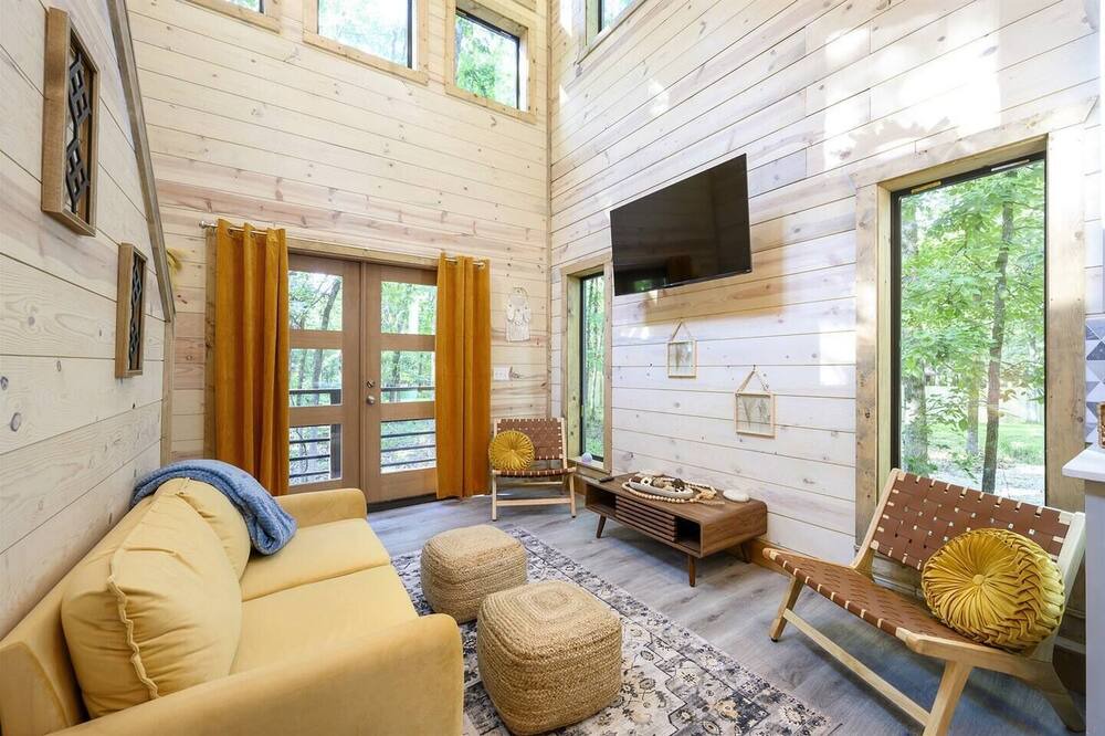 Photo of Livingroom in Hochatown
