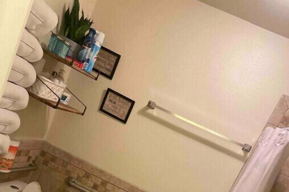 Photo of Bathroom in Ingleside